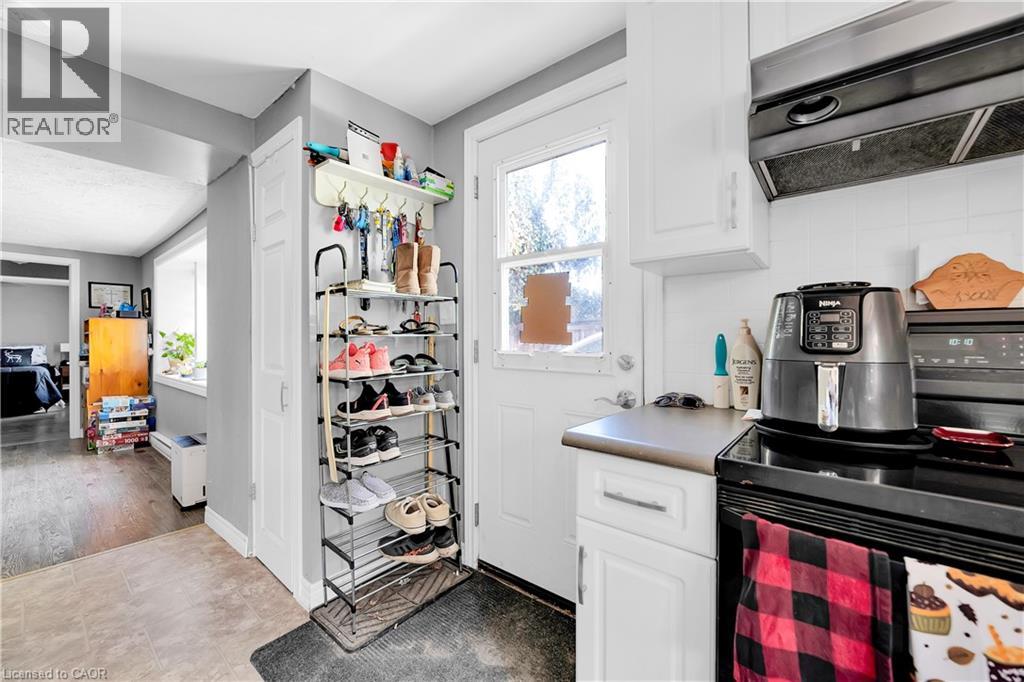 4249 Academy Street, Beamsville, Ontario  L3J 0R5 - Photo 16 - 40771416