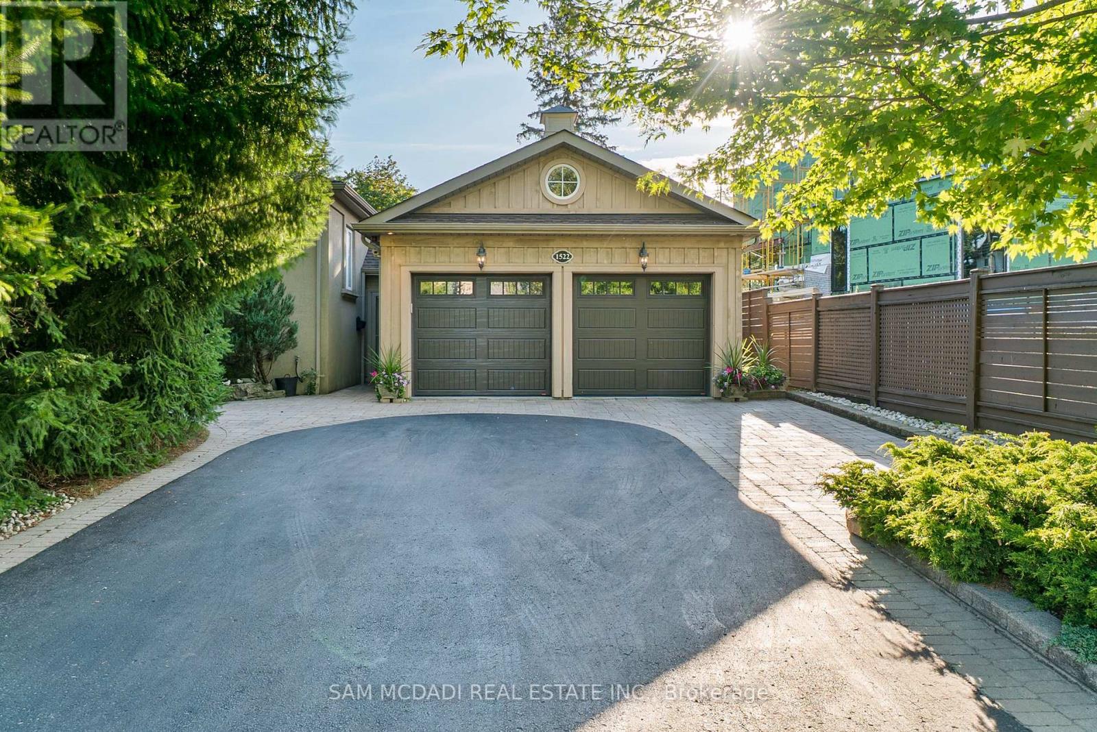 1522 Glenhill Crescent, Mississauga, Ontario  L5H 3C5 - Photo 45 - W12391285