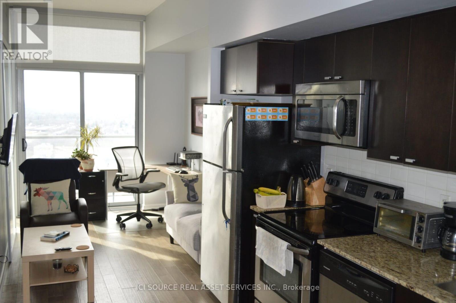 3409 - 105 The Queensway, Toronto, Ontario  M6S 5B5 - Photo 4 - W12414275