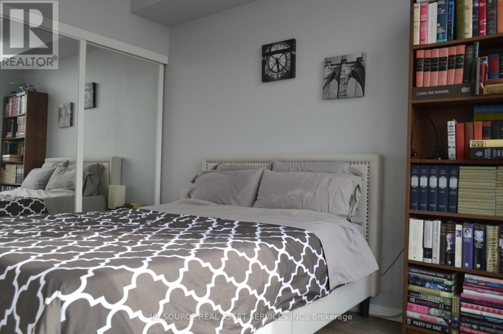 3409 - 105 The Queensway, Toronto, Ontario  M6S 5B5 - Photo 8 - W12414275