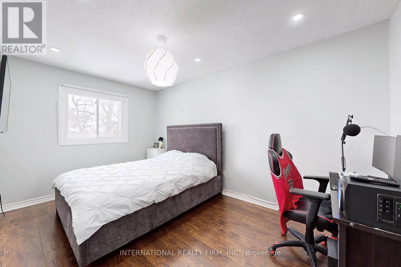 62 - 60 Hanson Road, Mississauga, Ontario  L5B 2P6 - Photo 28 - W12414286