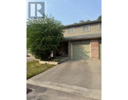 62 - 60 HANSON ROAD, Mississauga, Ontario