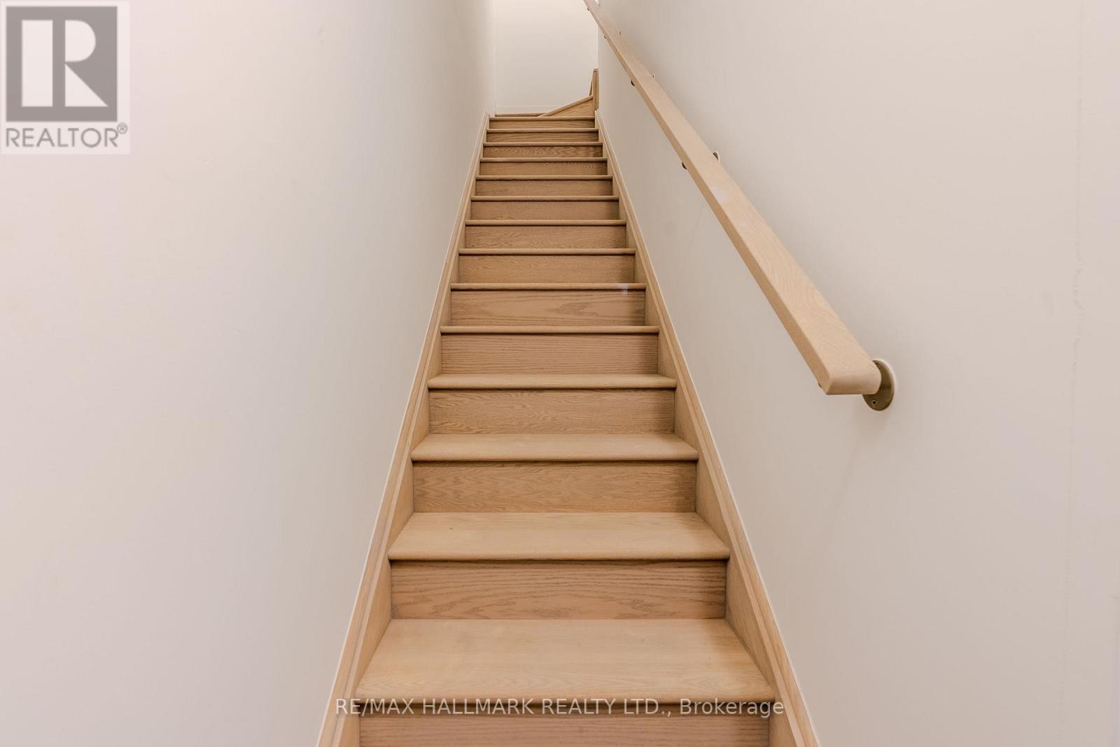 216 - 1085 DOUGLAS MCCURDY COMMON, Mississauga, Ontario