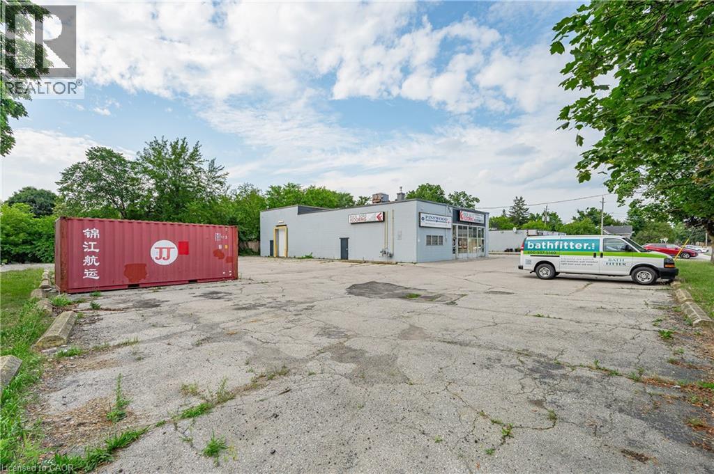 8 Oxford Street, Cambridge, Ontario  N1R 1M2 - Photo 8 - 40751548