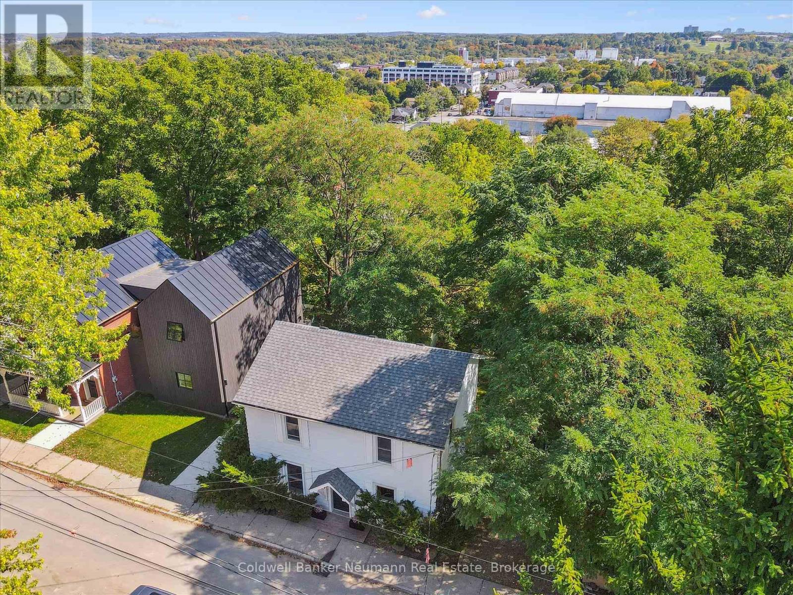 67 Grove Street, Guelph (St. George's), Ontario  N1E 2W6 - Photo 2 - X12414384