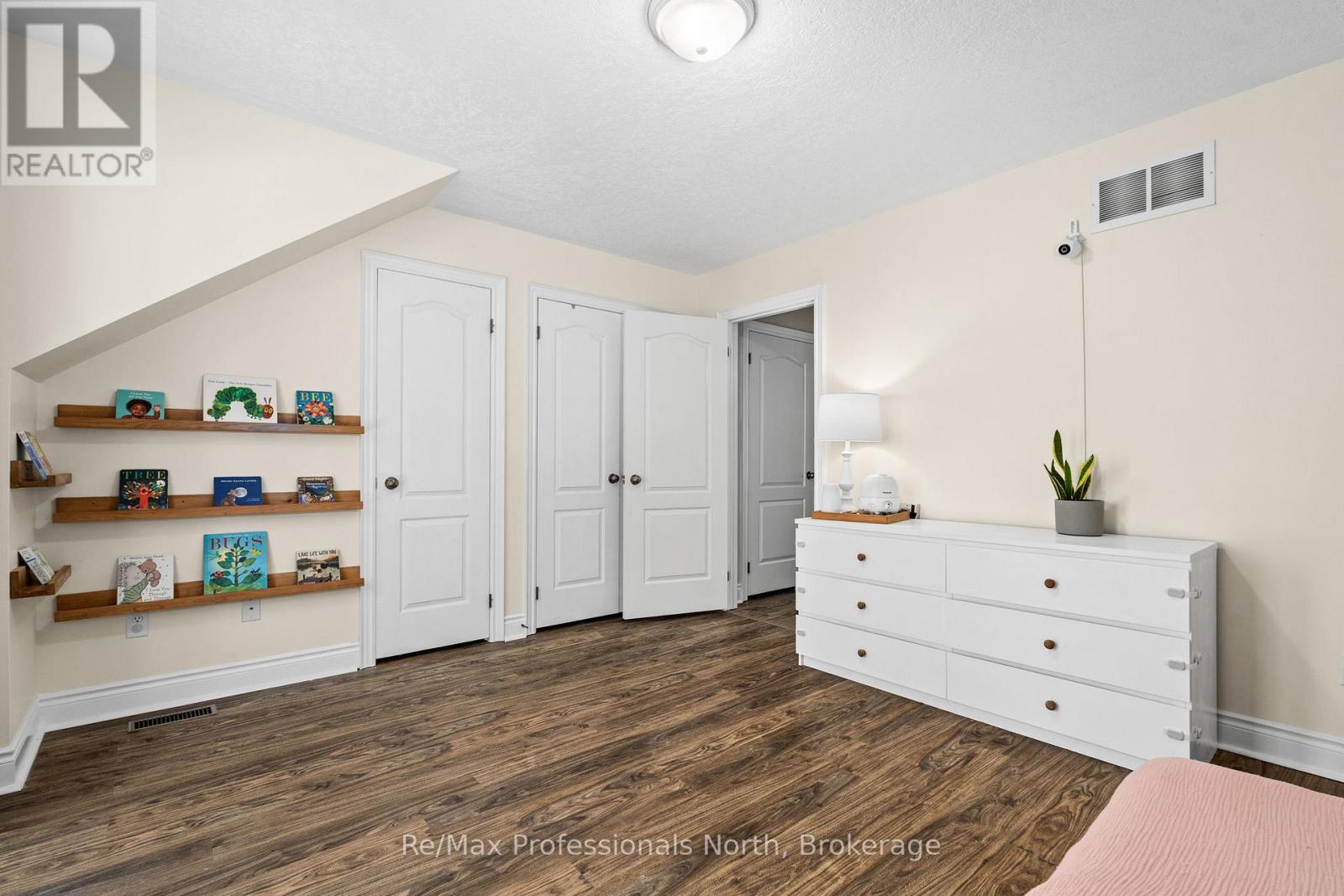 166 Musquash Road, Gravenhurst, Ontario  P1P 1R2 - Photo 24 - X12414421
