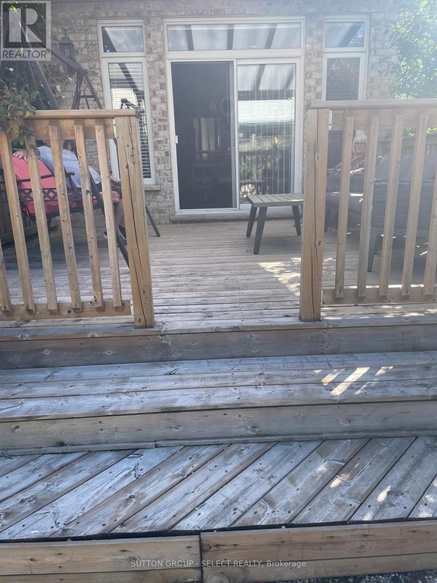 3220 Meadowgate Boulevard, London South, Ontario  N6M 0B7 - Photo 36 - X12414423