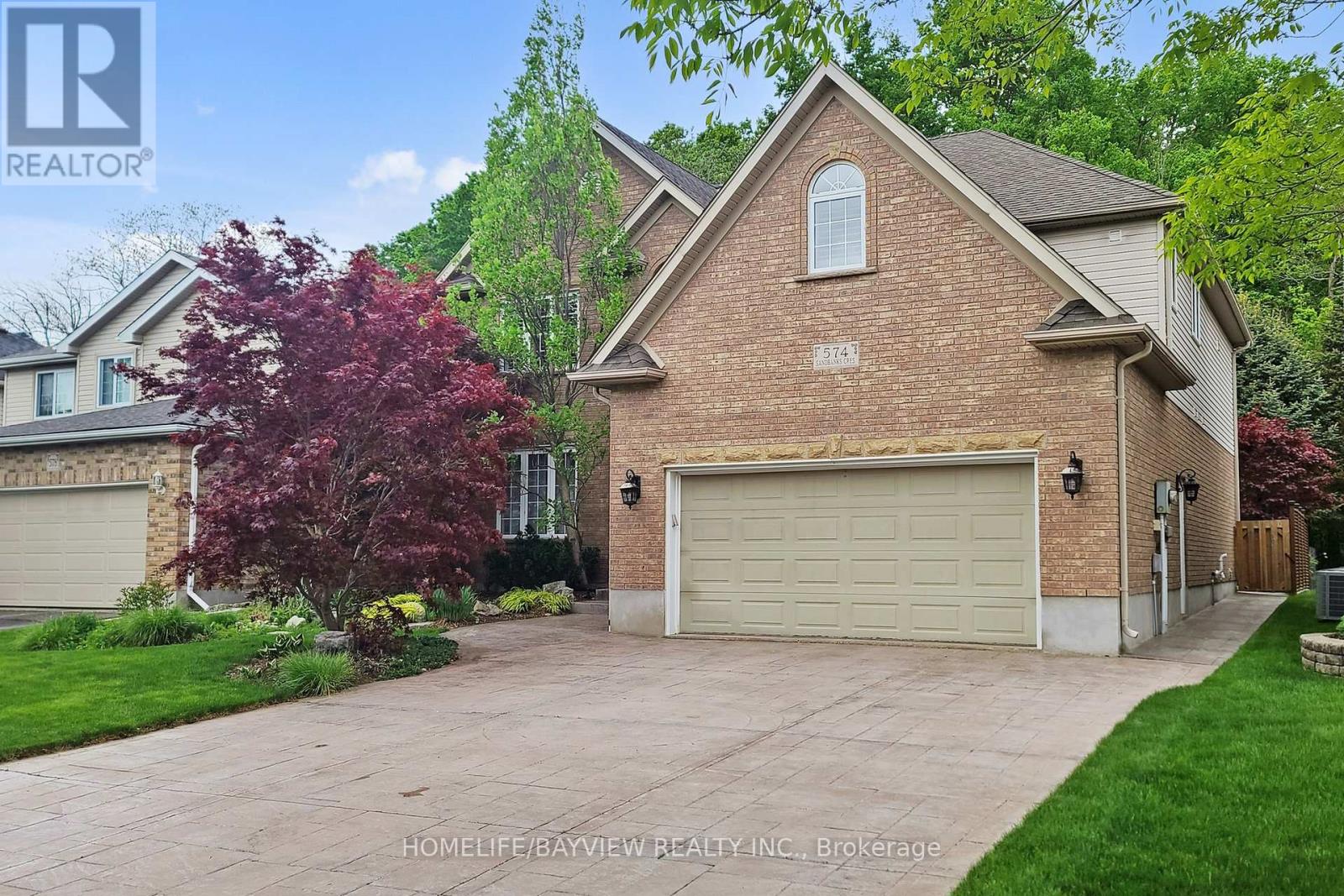 Property at 574 SANDBANKS CRESCENT image 2
