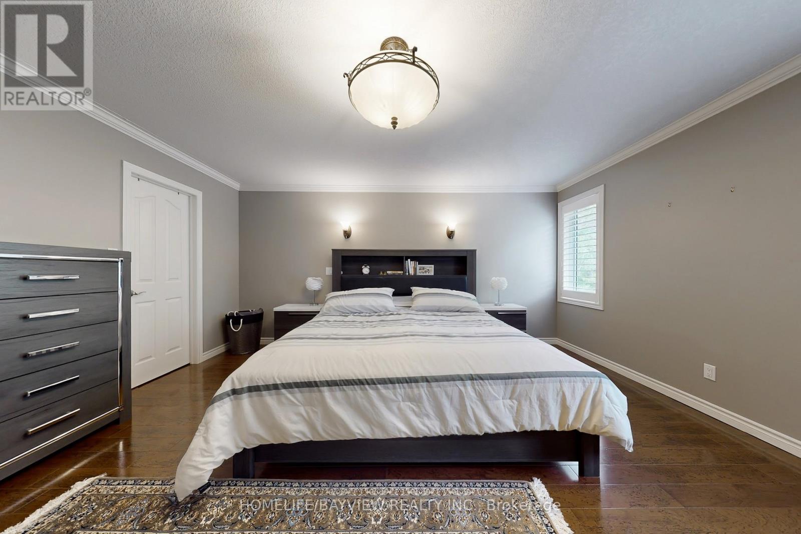 574 Sandbanks Crescent, Waterloo, Ontario  N2V 2K2 - Photo 20 - X12414294