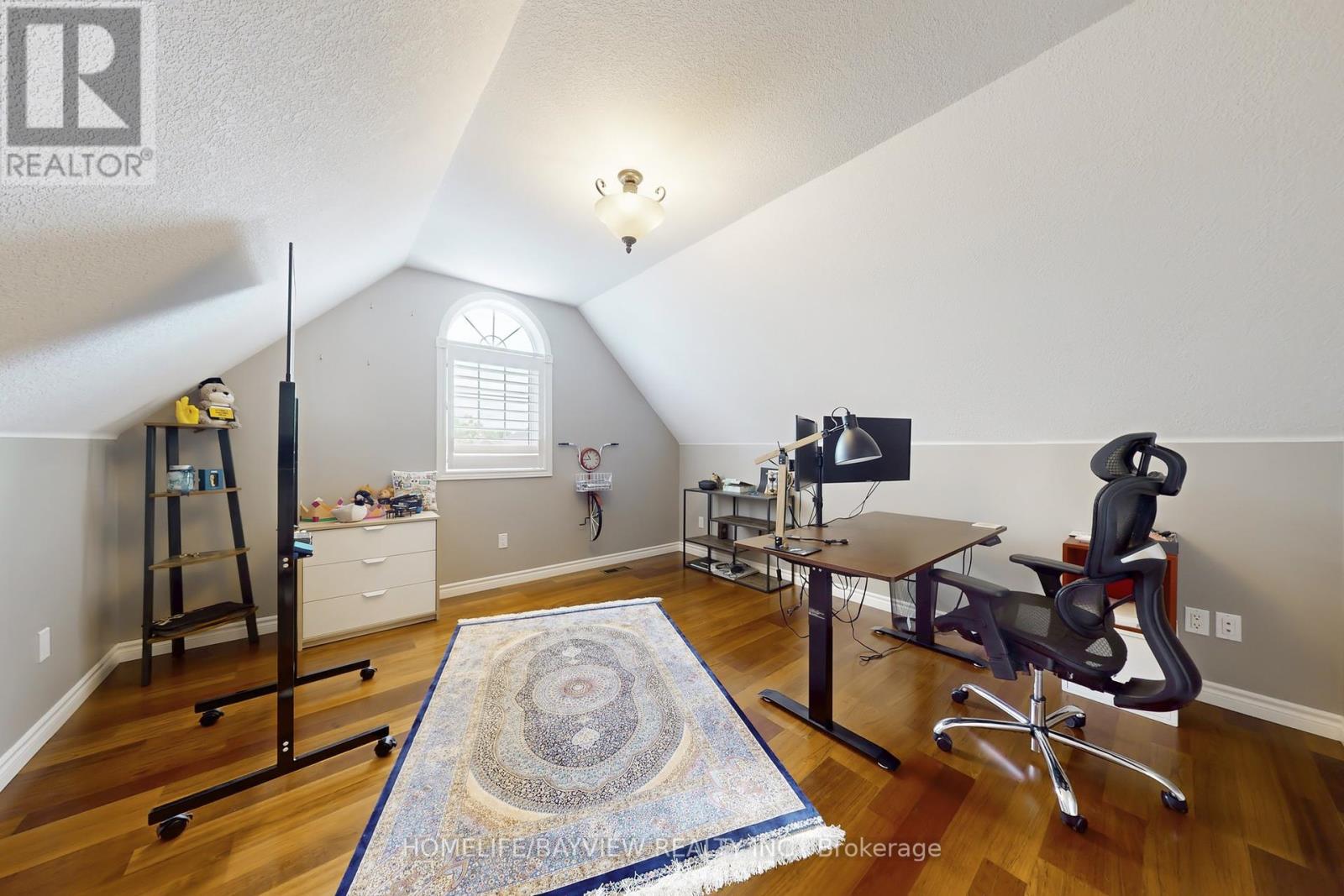 574 Sandbanks Crescent, Waterloo, Ontario  N2V 2K2 - Photo 25 - X12414294