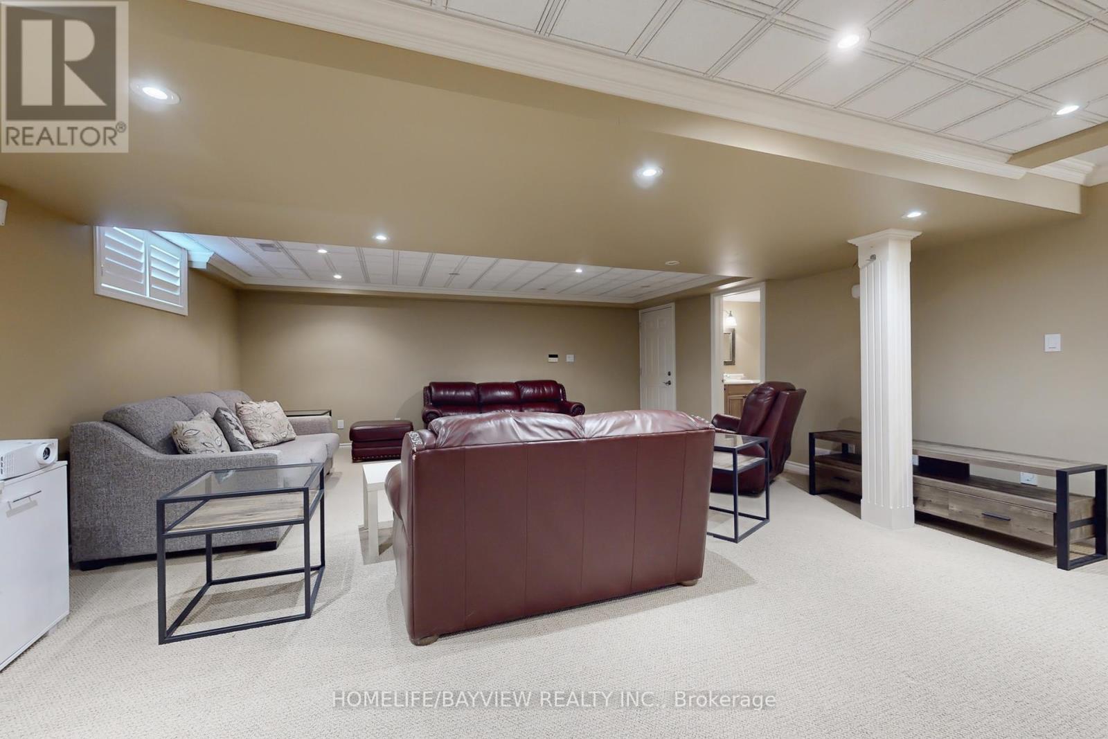 574 Sandbanks Crescent, Waterloo, Ontario  N2V 2K2 - Photo 27 - X12414294