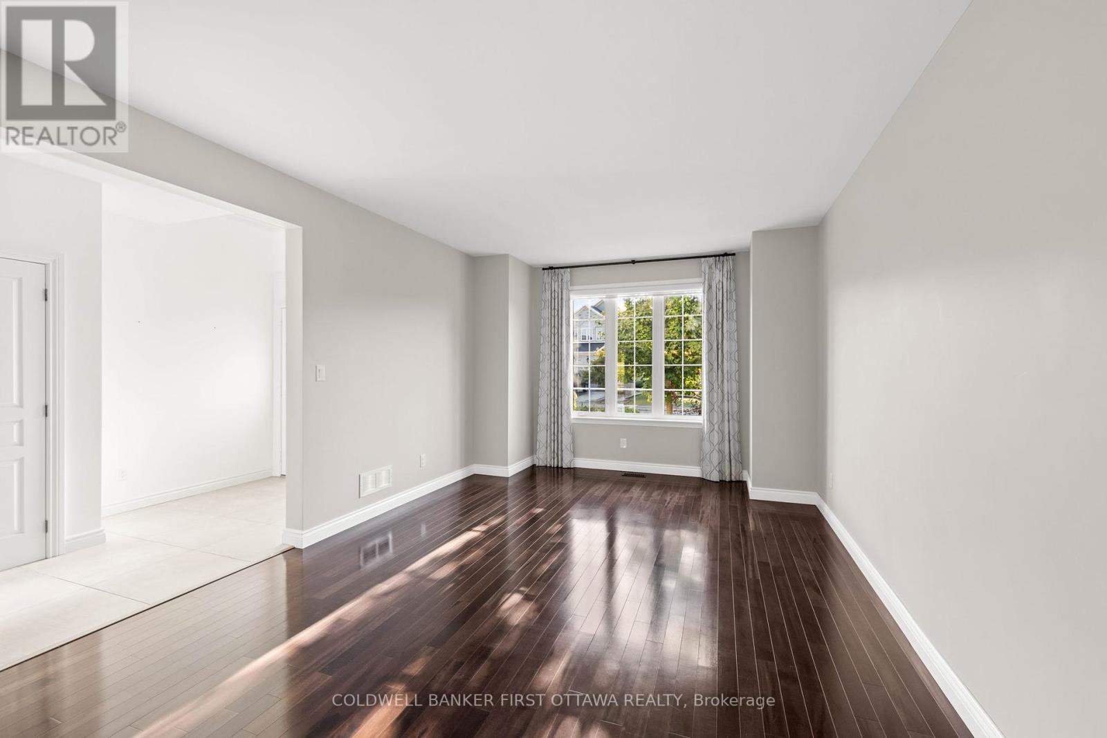 441 Blackleaf Drive, Ottawa, Ontario  K2J 5S7 - Photo 6 - X12414406