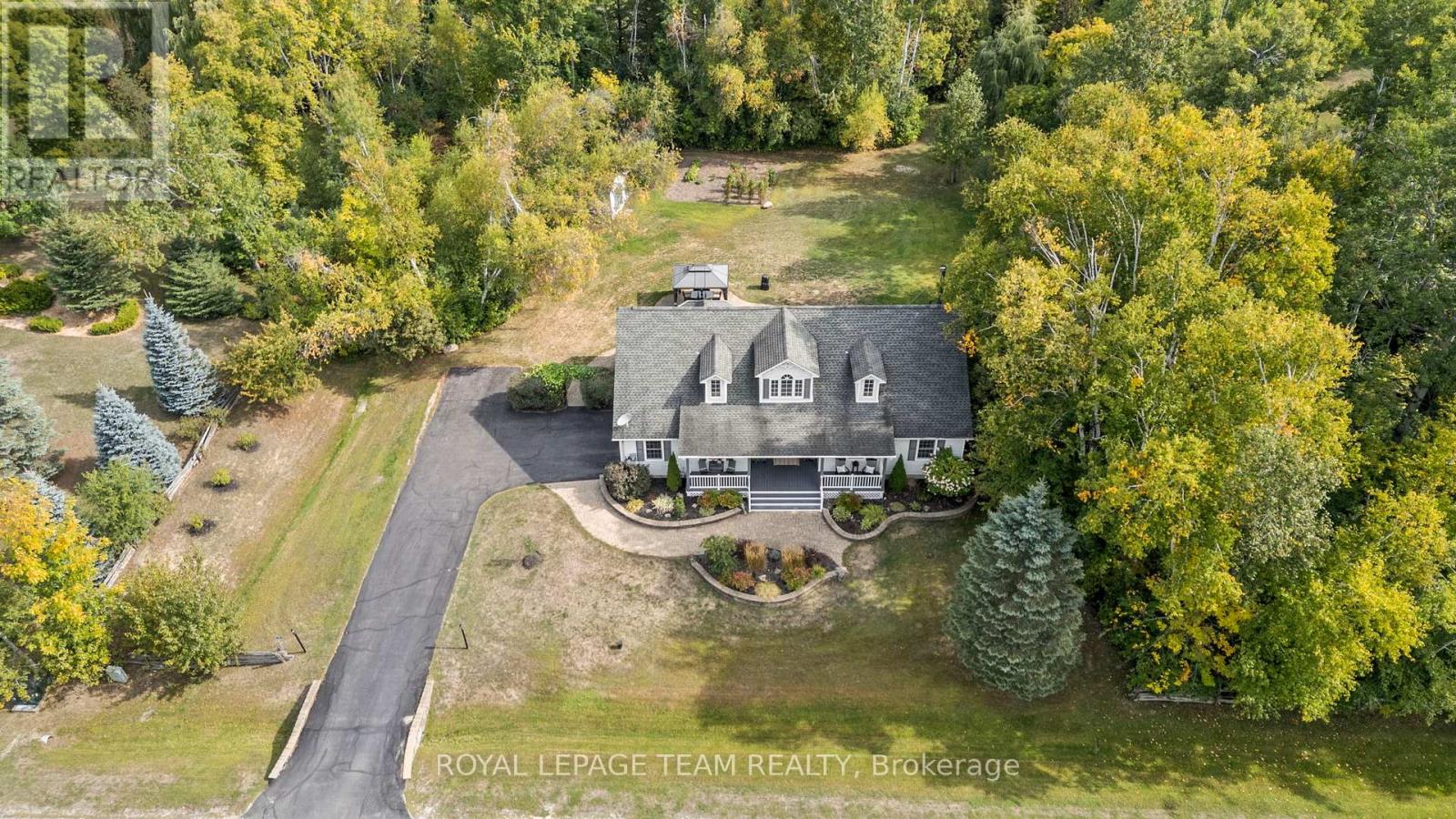 15 Empress Drive, North Grenville, Ontario  K0G 1J0 - Photo 2 - X12414416