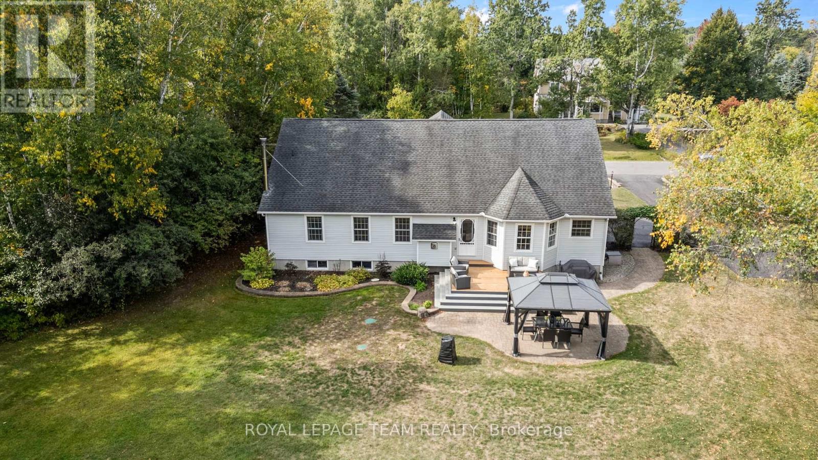 15 Empress Drive, North Grenville, Ontario  K0G 1J0 - Photo 38 - X12414416