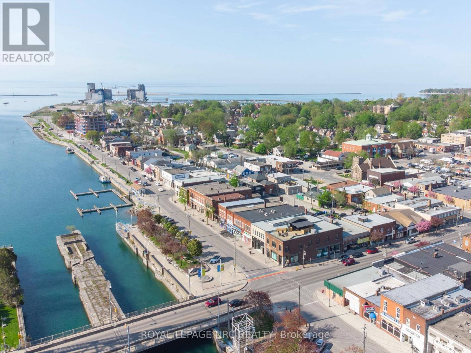 244 West Street, Port Colborne (Sugarloaf), Ontario  L3K 4E4 - Photo 14 - X12414351