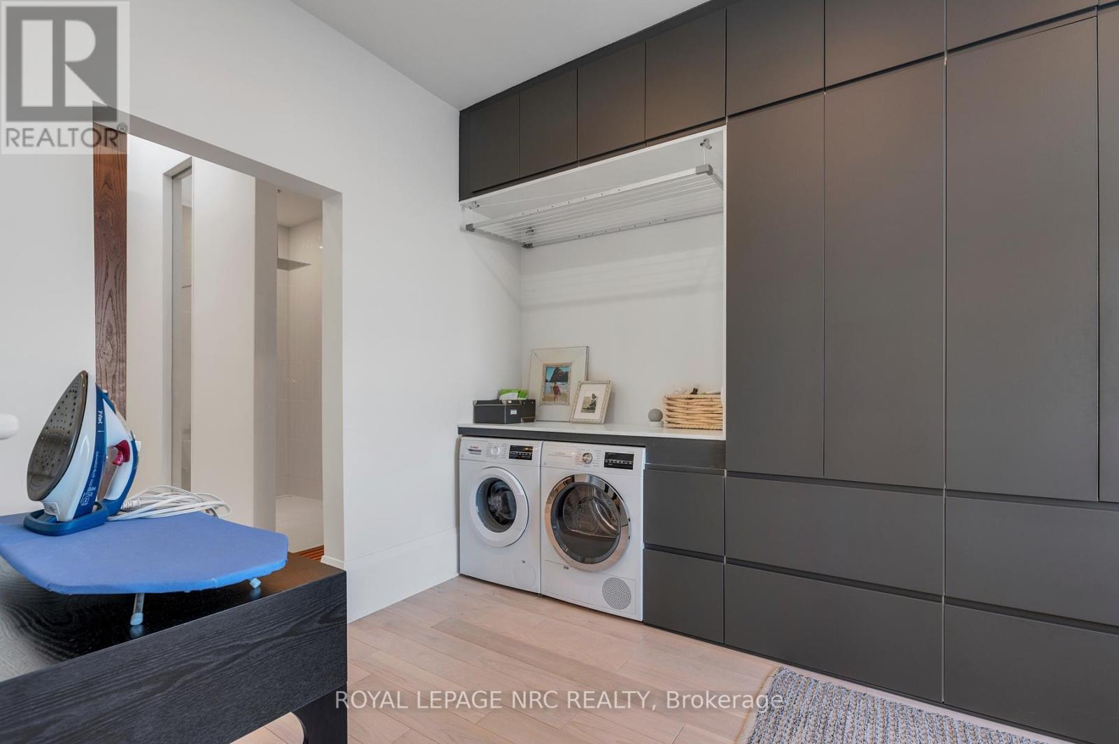 244 West Street, Port Colborne (Sugarloaf), Ontario  L3K 4E4 - Photo 35 - X12414351