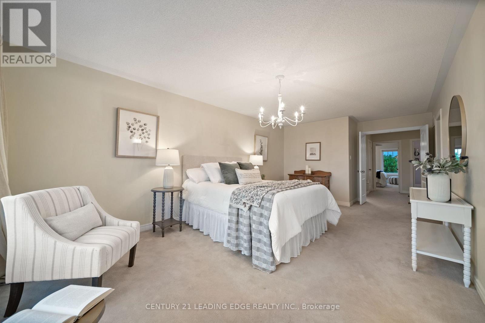 57 Baker Hill Boulevard, Whitchurch-Stouffville, Ontario  L4A 0T8 - Photo 20 - N12354395