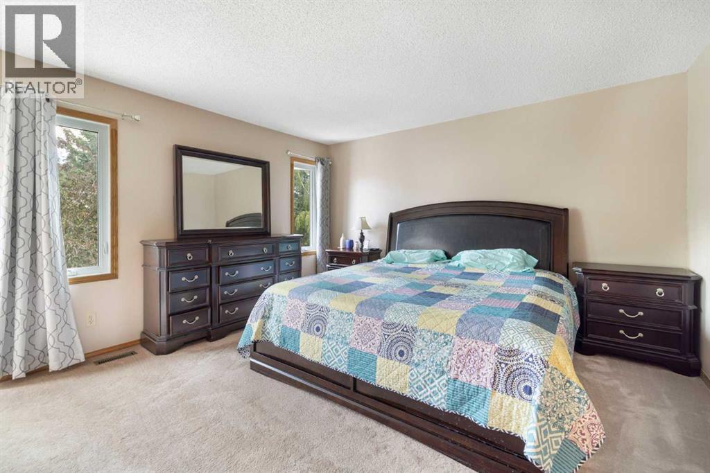 156 Woodfield Road Sw, Calgary, Alberta  T2X 3V9 - Photo 23 - A2246103