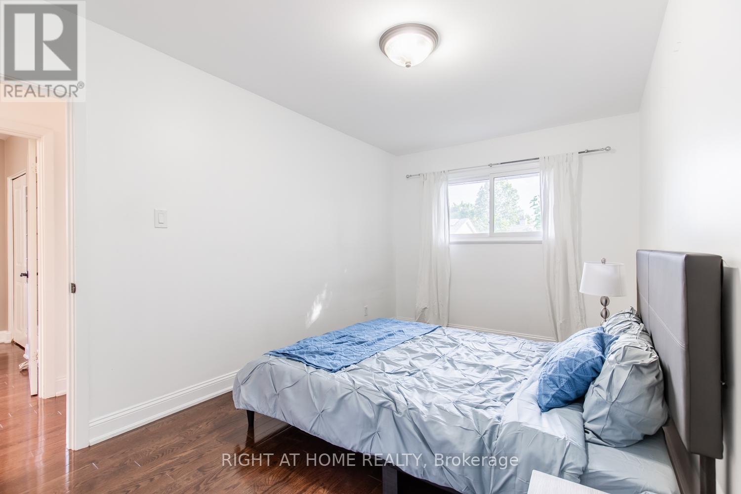 12 Murellen Crescent, Toronto, Ontario  M4A 2K5 - Photo 24 - C12187830