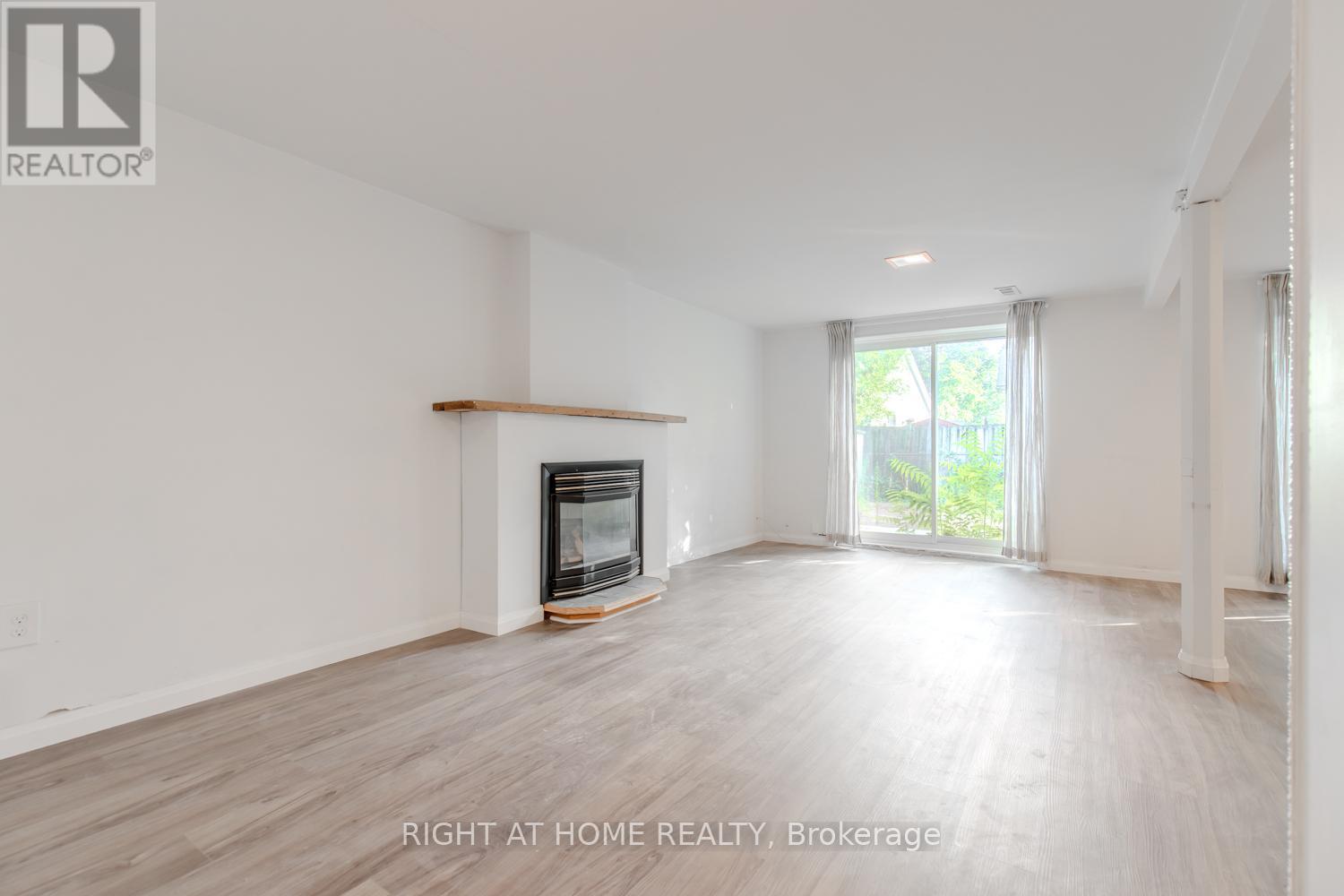 12 Murellen Crescent, Toronto, Ontario  M4A 2K5 - Photo 30 - C12187830