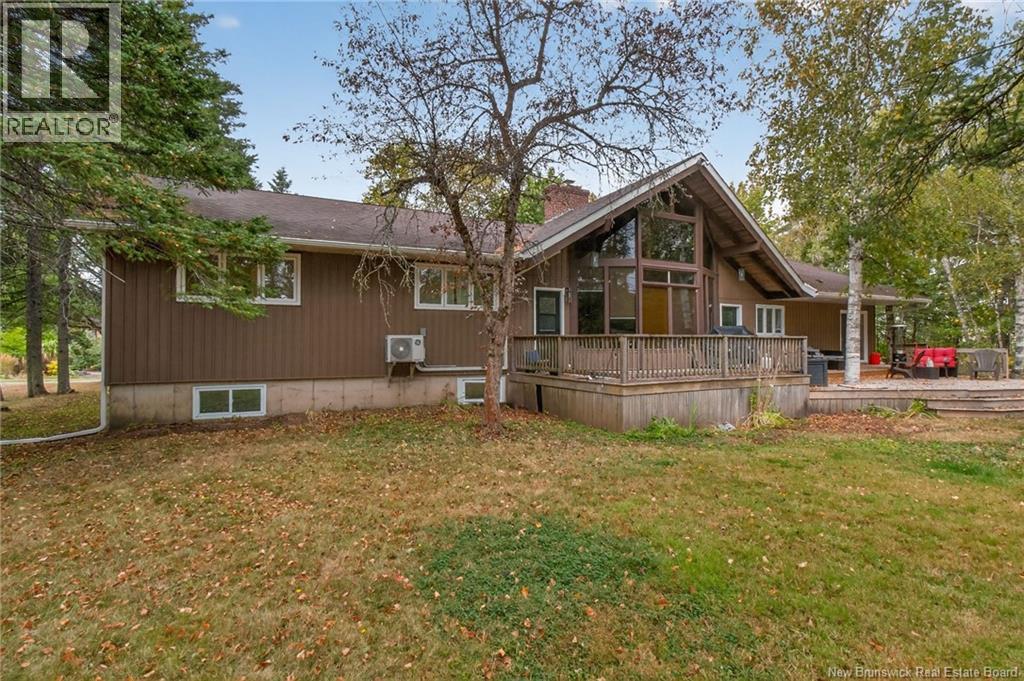 4 Havenwood Court, Moncton, New Brunswick  E1A 5W6 - Photo 3 - NB127056