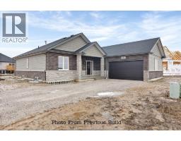 83 BLOOMINGTON, Chatham, Ontario