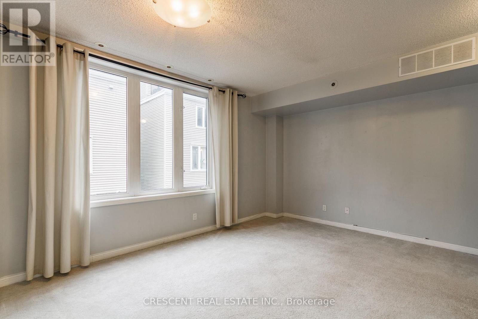516 - 27 Canniff Street, Toronto, Ontario  M6K 3M5 - Photo 11 - C12414386