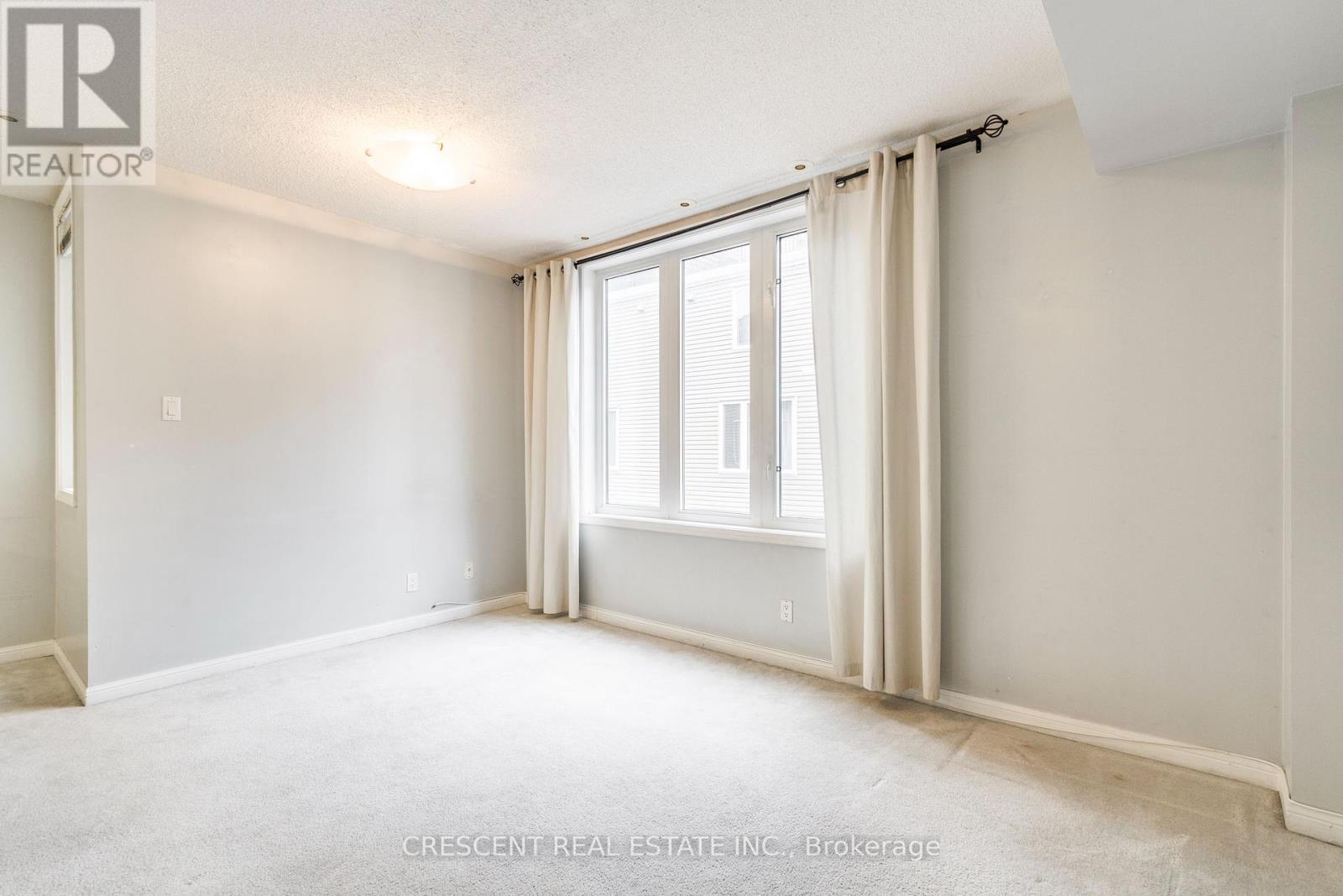 516 - 27 Canniff Street, Toronto, Ontario  M6K 3M5 - Photo 14 - C12414386
