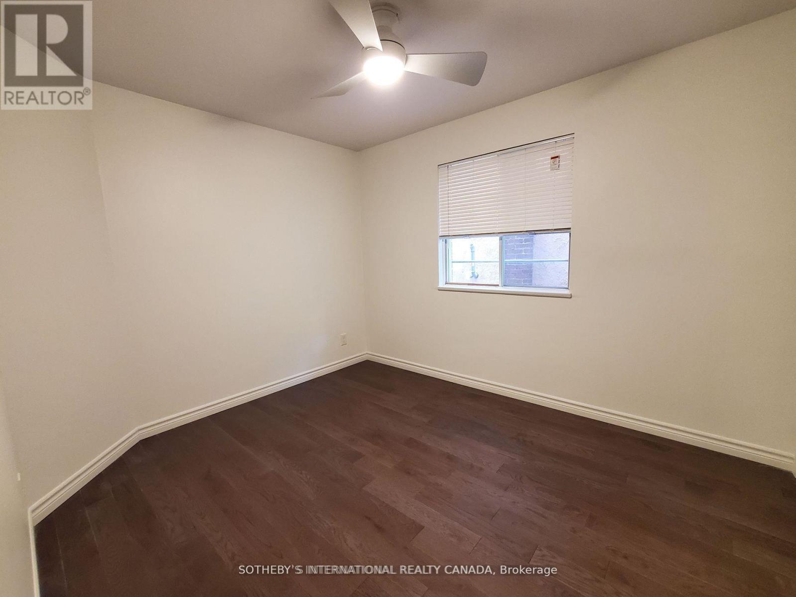 #1 - 1458 Bayview Avenue, Toronto, Ontario  M4G 3B3 - Photo 14 - C12414405