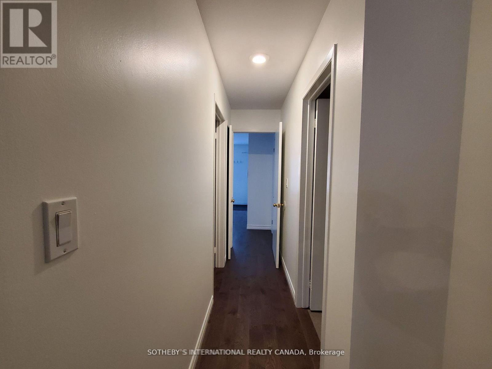 #1 - 1458 Bayview Avenue, Toronto, Ontario  M4G 3B3 - Photo 9 - C12414405