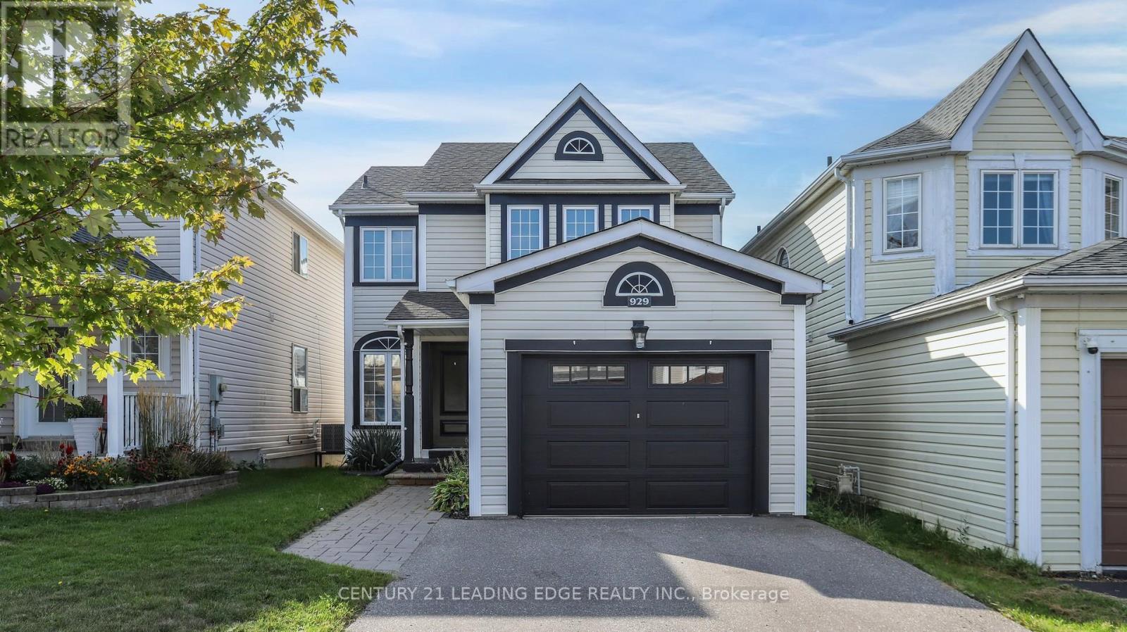 929 Glenbourne Court, Oshawa, Ontario  L1K 2P8 - Photo 1 - E12414434