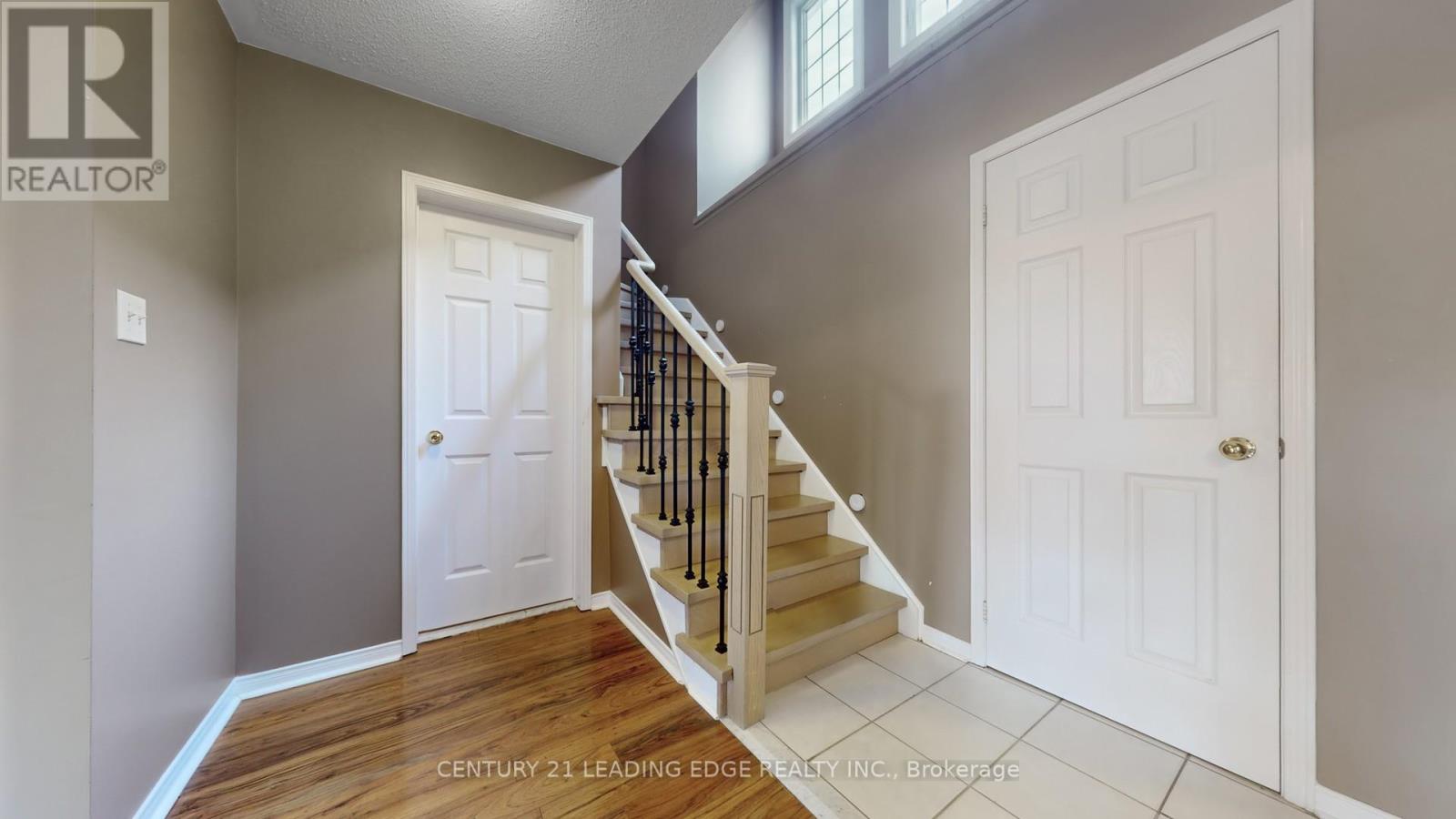 929 Glenbourne Court, Oshawa, Ontario  L1K 2P8 - Photo 12 - E12414434