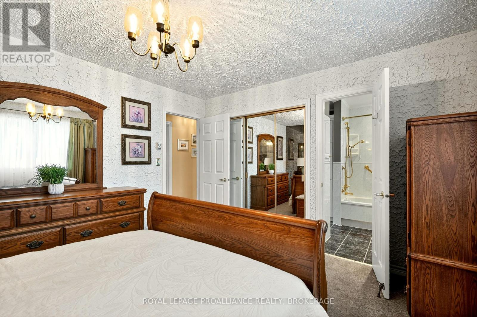 862 Berwick Place, Kingston, Ontario  K7M 6B6 - Photo 14 - X12414613