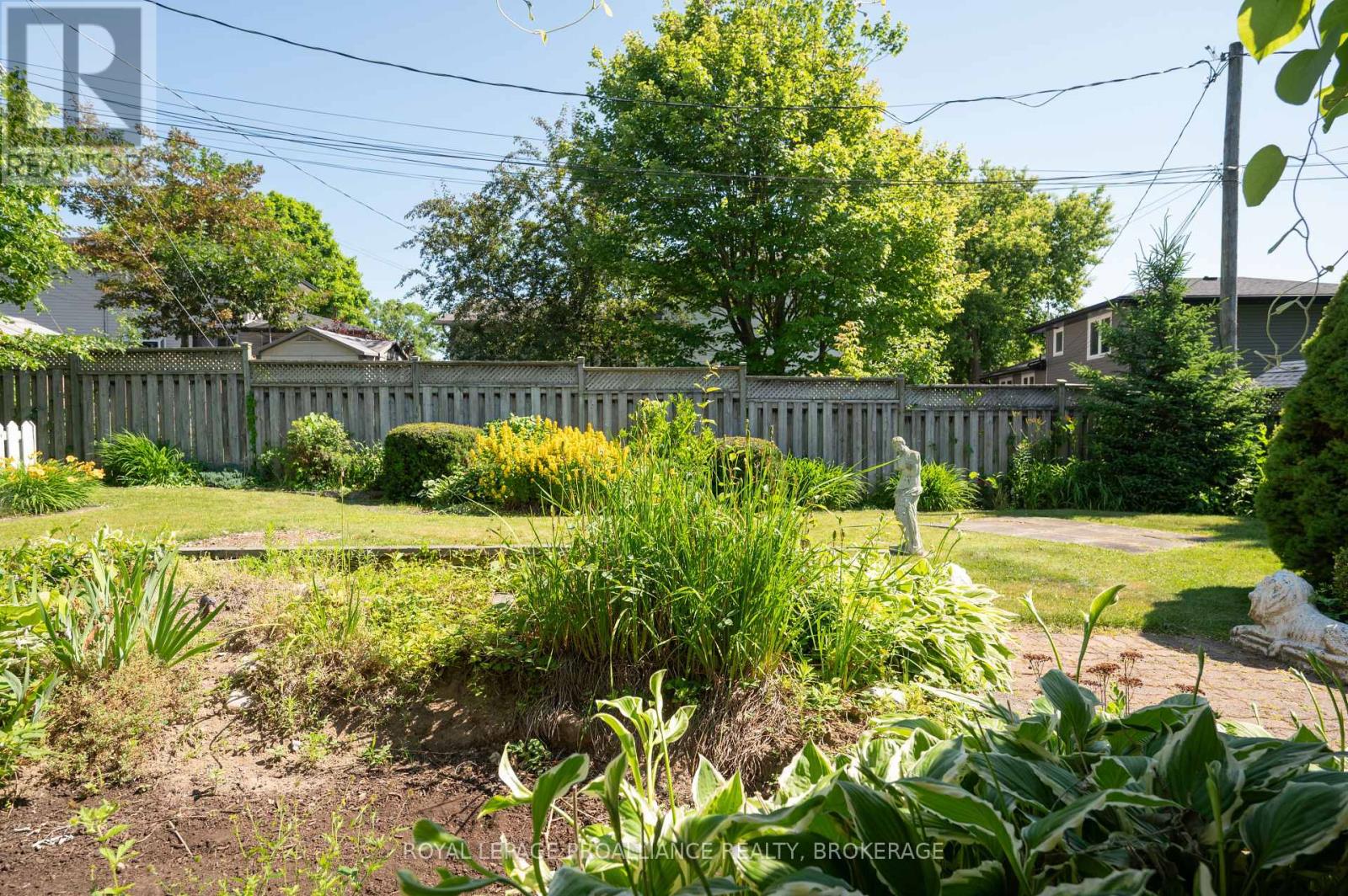 862 Berwick Place, Kingston, Ontario  K7M 6B6 - Photo 36 - X12414613