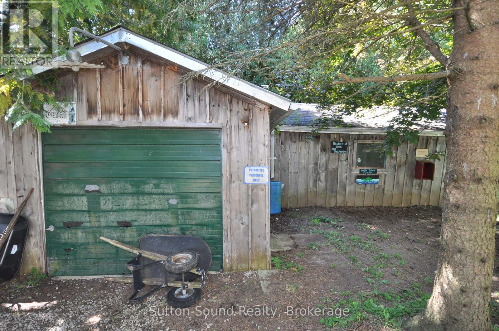 750816 Girl Guide Road, Georgian Bluffs, Ontario  N4K 5N7 - Photo 11 - X12414442