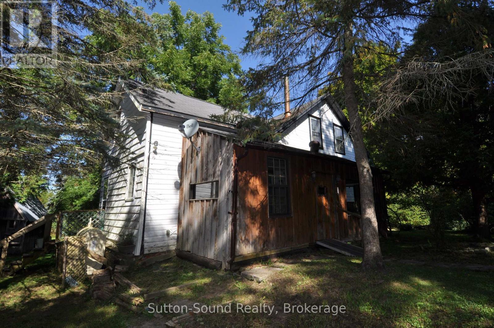 750816 Girl Guide Road, Georgian Bluffs, Ontario  N4K 5N7 - Photo 32 - X12414442