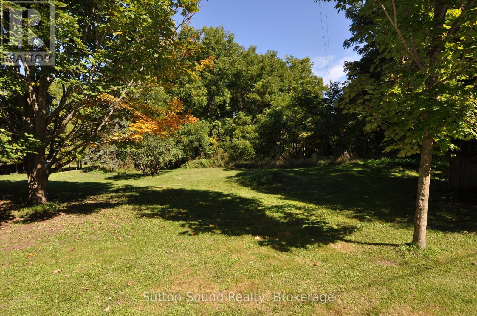 750816 Girl Guide Road, Georgian Bluffs, Ontario  N4K 5N7 - Photo 6 - X12414442