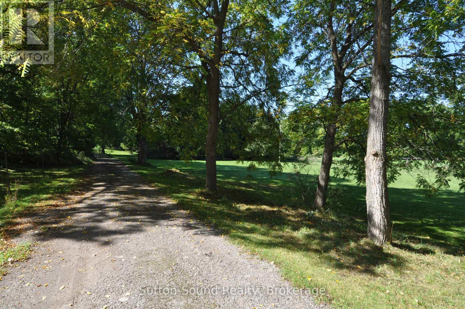 750816 Girl Guide Road, Georgian Bluffs, Ontario  N4K 5N7 - Photo 7 - X12414442