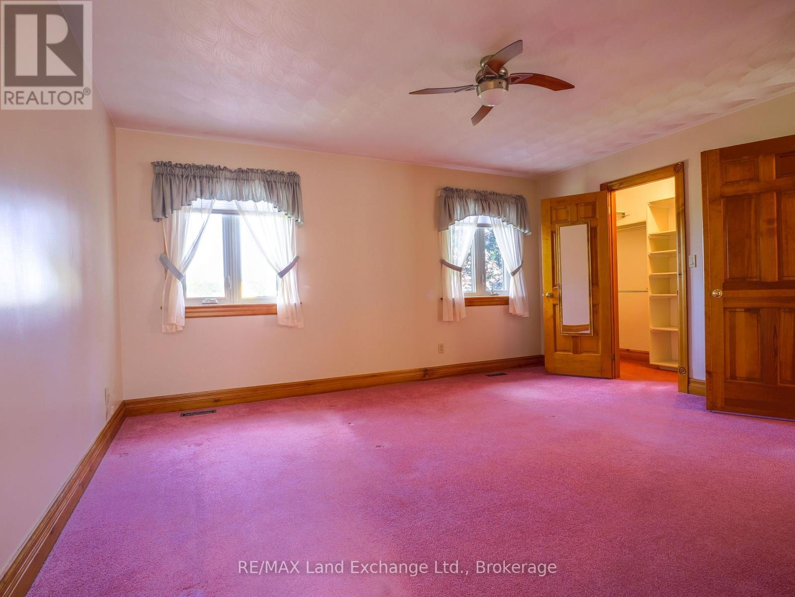 737 Louis Street, Saugeen Shores, Ontario  N0H 2C4 - Photo 22 - X12414447