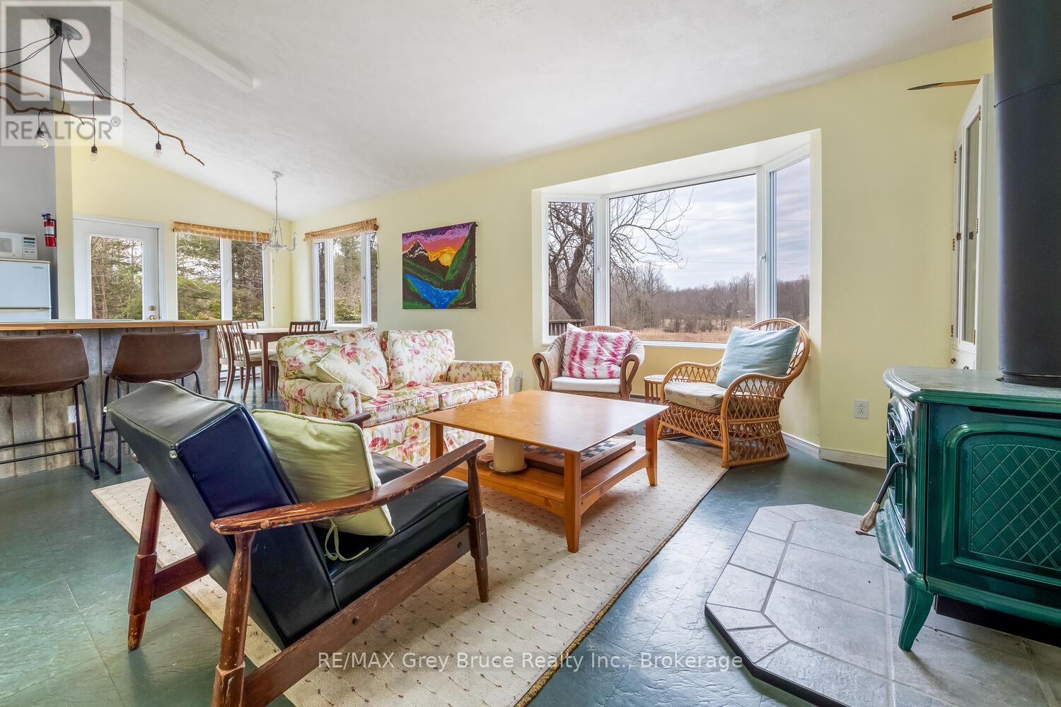 65 Lawrence Road, South Bruce Peninsula, Ontario  N0H 2T0 - Photo 15 - X12414458