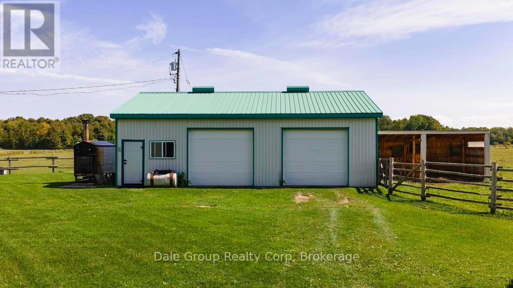 362404 Lindenwood Road, Georgian Bluffs, Ontario  N0H 2T0 - Photo 26 - X12414473