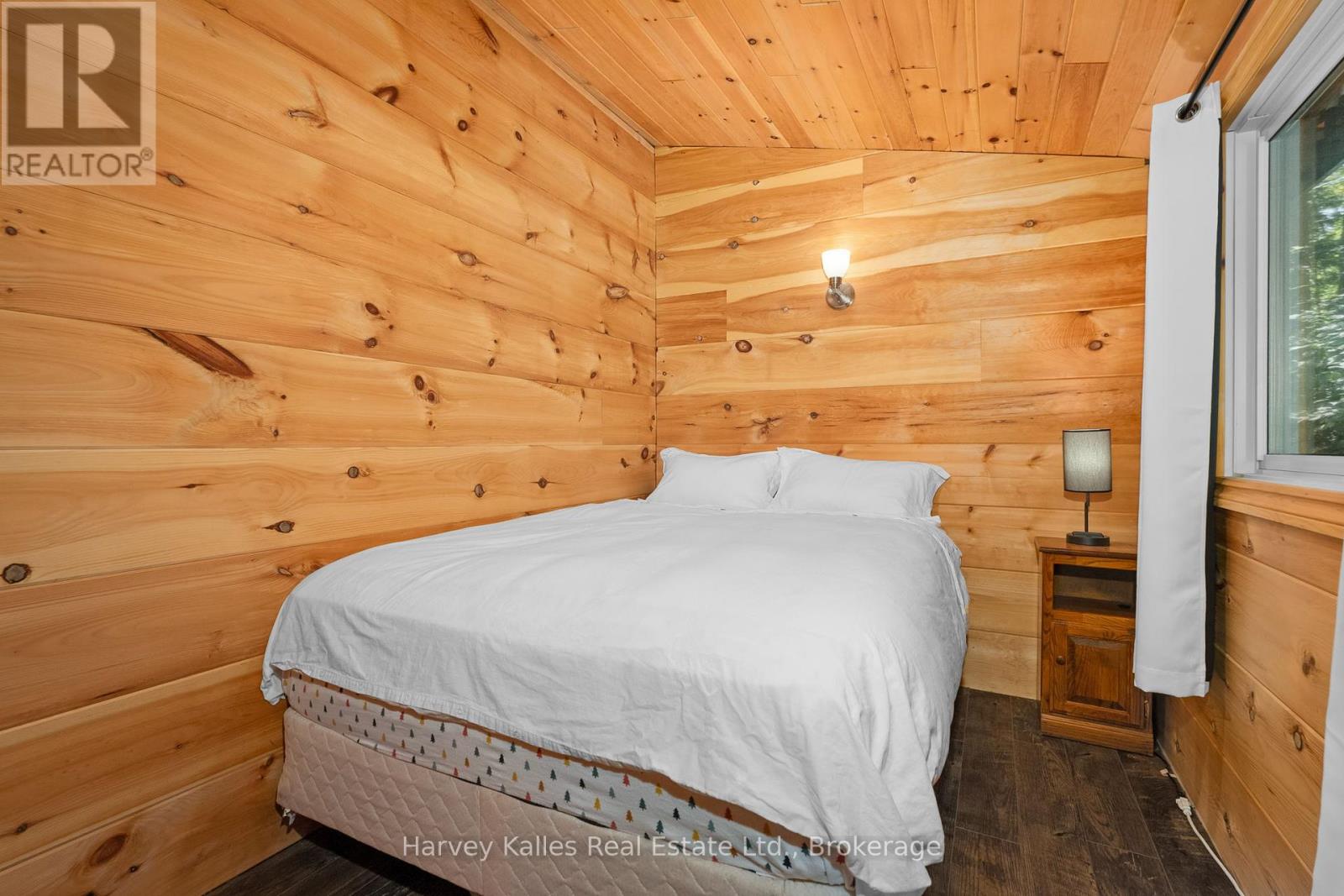1003 Hollow Road, Algonquin Highlands, Ontario  P0A 1E0 - Photo 19 - X12414484