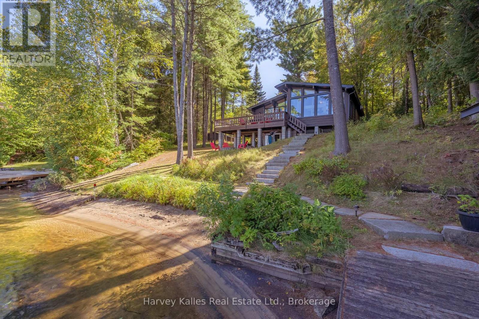 1003 Hollow Road, Algonquin Highlands, Ontario  P0A 1E0 - Photo 33 - X12414484