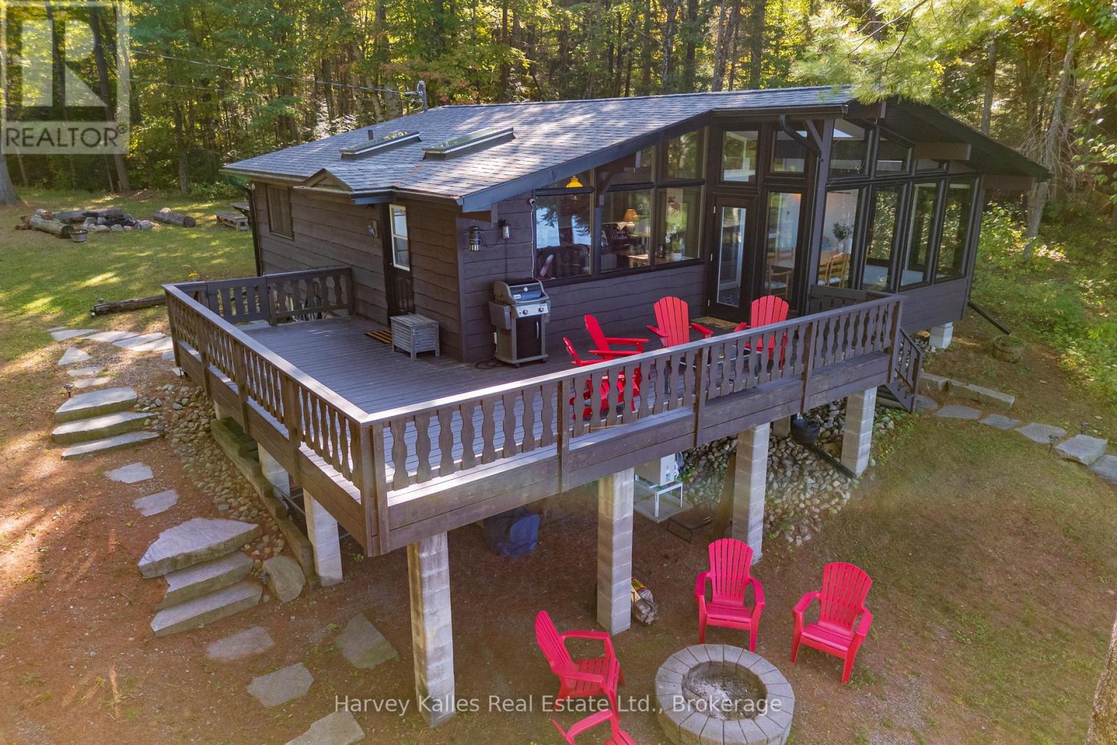 1003 Hollow Road, Algonquin Highlands, Ontario  P0A 1E0 - Photo 35 - X12414484