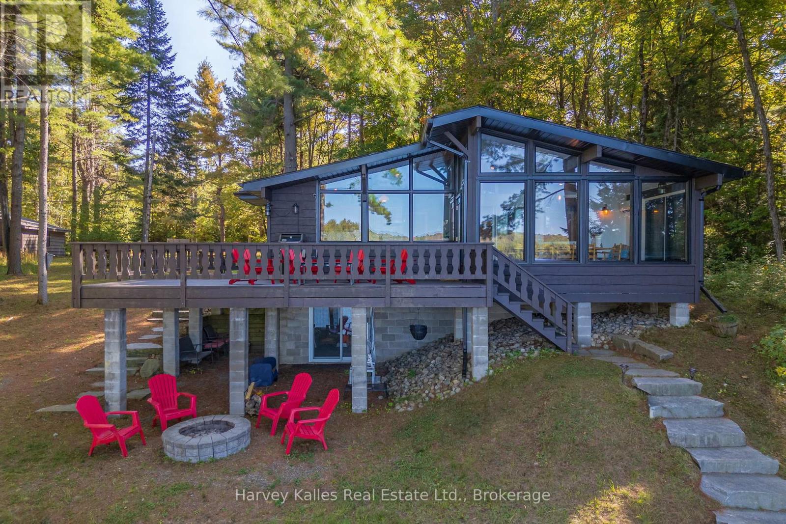 1003 Hollow Road, Algonquin Highlands, Ontario  P0A 1E0 - Photo 36 - X12414484
