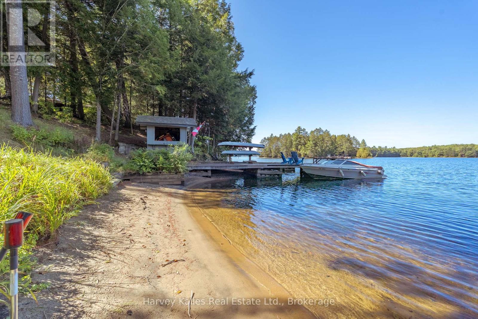 1003 Hollow Road, Algonquin Highlands, Ontario  P0A 1E0 - Photo 5 - X12414484