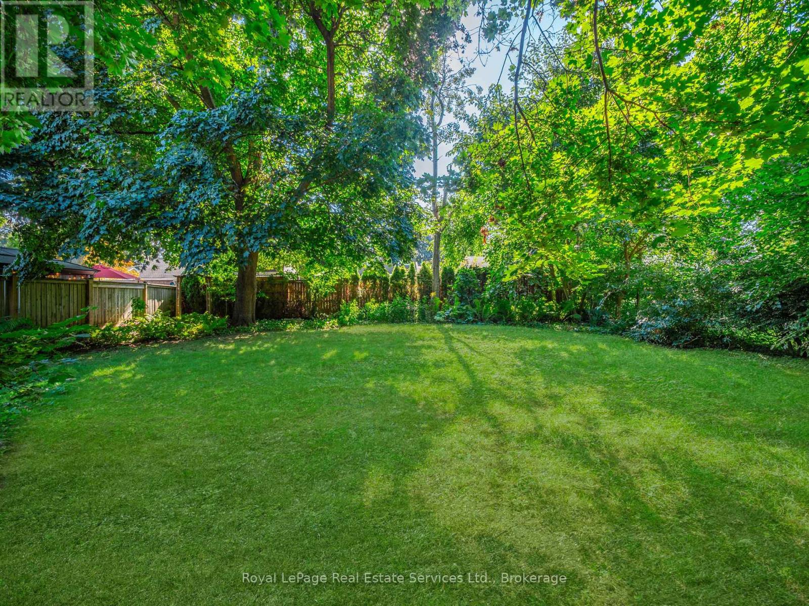 938 King Road, Burlington (Lasalle), Ontario  L7T 3L3 - Photo 39 - W12406273