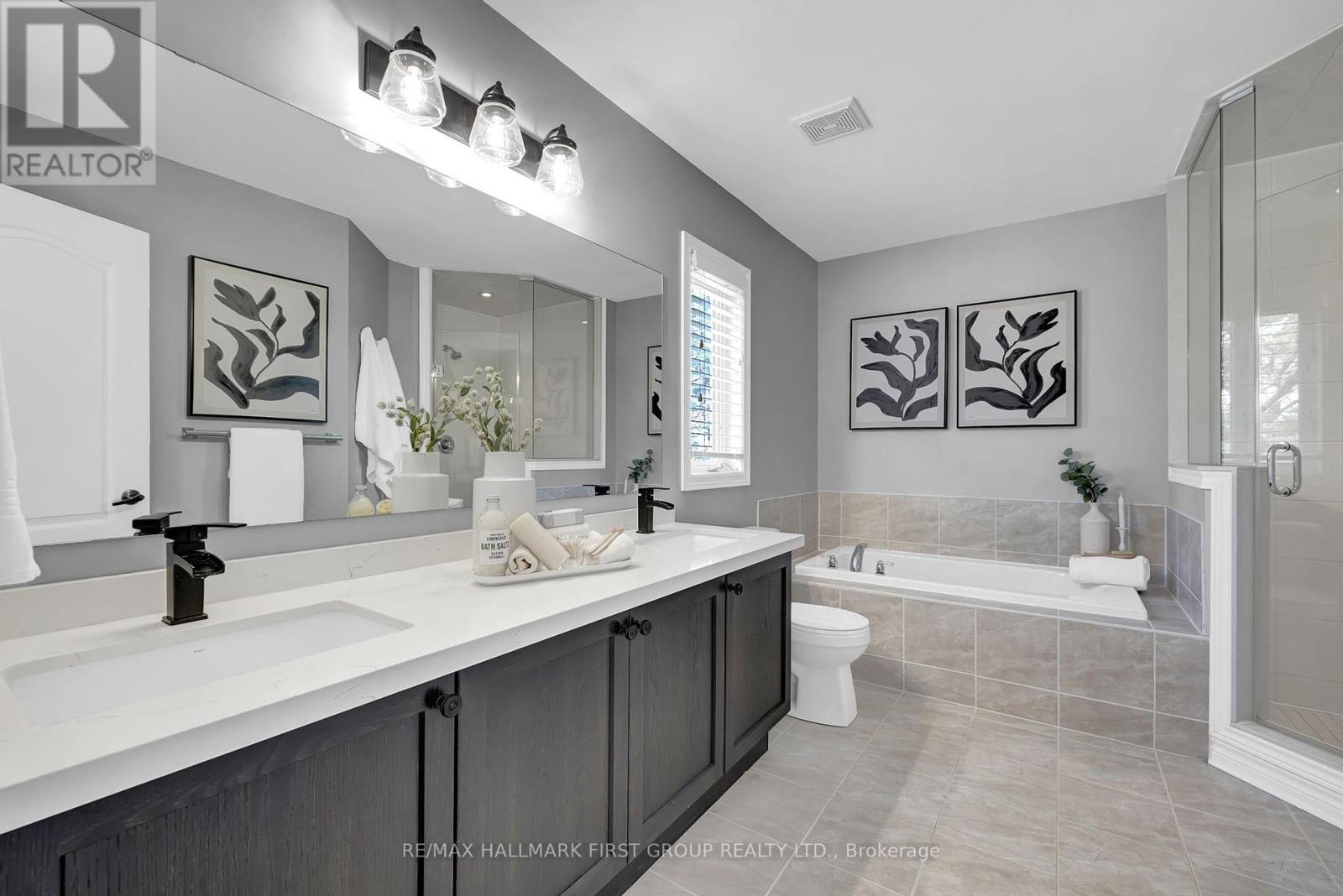 7 Primeau Crescent, Kawartha Lakes, Ontario  K9V 0M6 - Photo 22 - X12414497