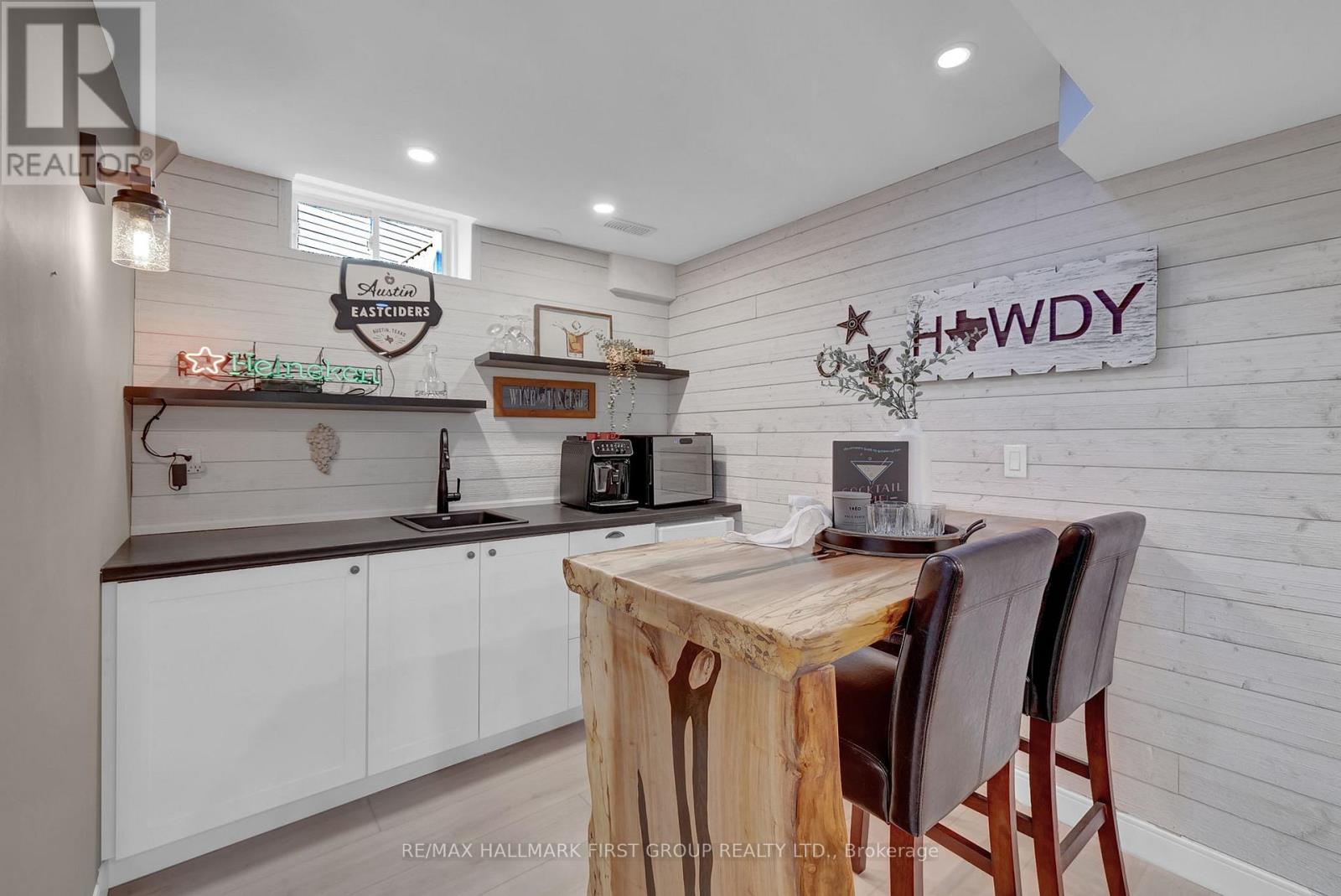 7 Primeau Crescent, Kawartha Lakes, Ontario  K9V 0M6 - Photo 36 - X12414497