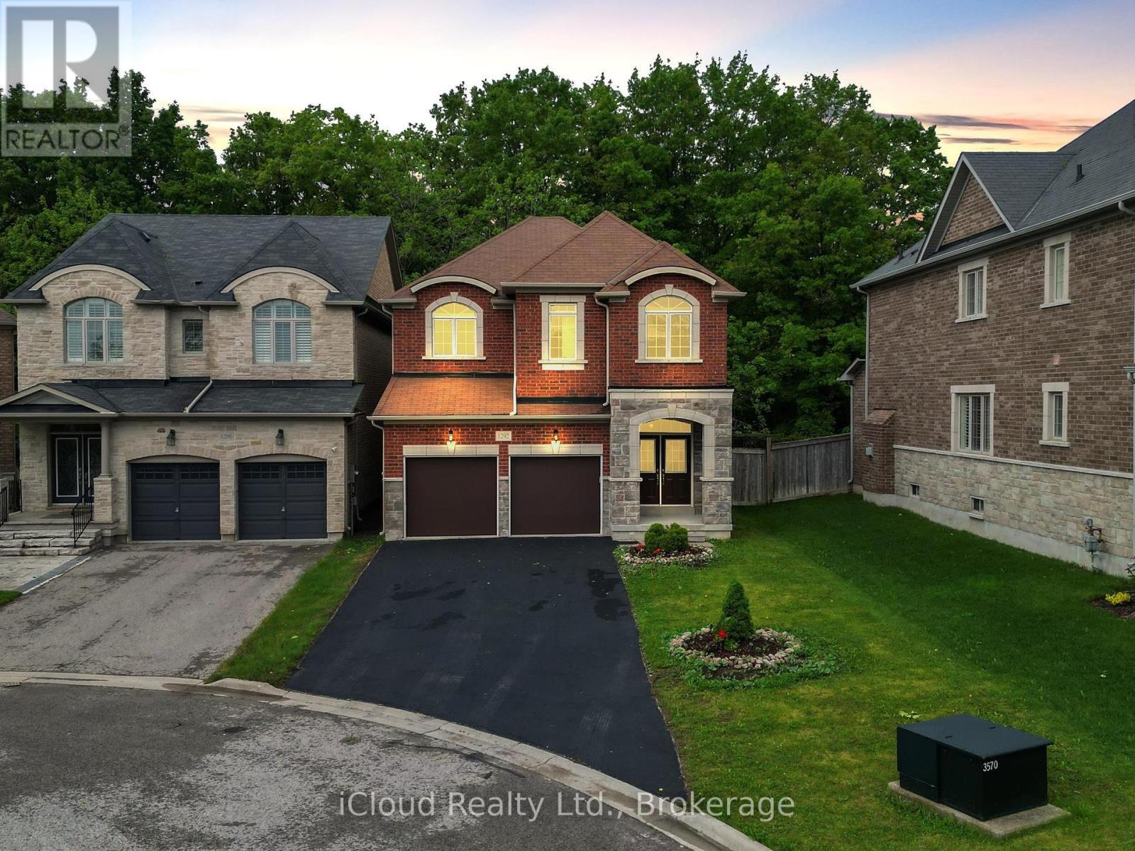 1292 MCCRON CRESCENT E, Newmarket, Ontario